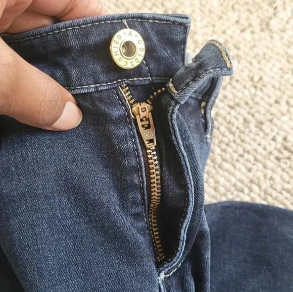 AG Adriano Goldschmied The Legging Ankle/Super Skinny Ankle Jeans - Picture 7 of 10